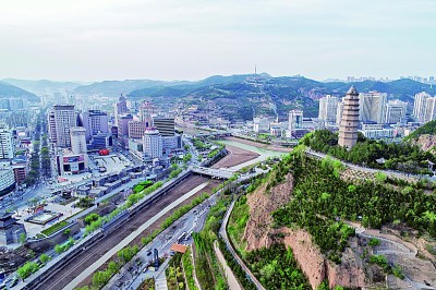 血肉相連 生死相依——老區(qū)精神述評