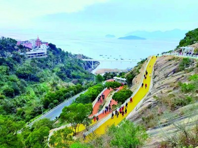 福建：用奮斗譜寫幸福新篇章
