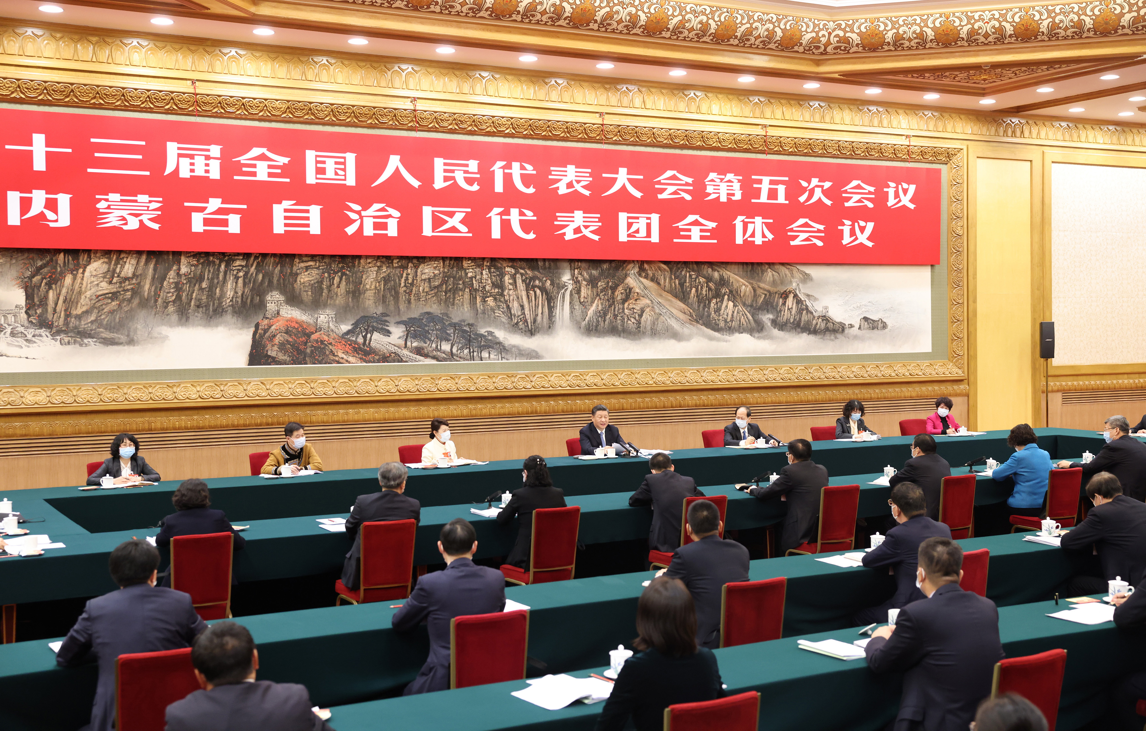 2022年3月5日，習(xí)近平總書記參加十三屆全國人大五次會議內(nèi)蒙古代表團(tuán)的審議。