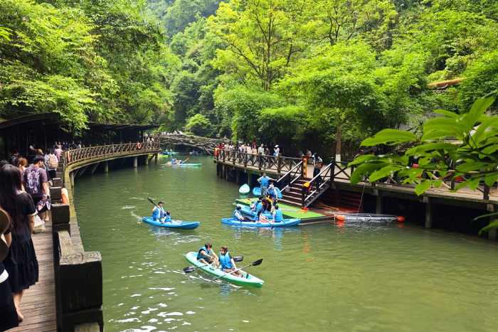 【網絡中國節】新中式、周邊游、非遺市集，“端午經濟”熱氣騰騰！